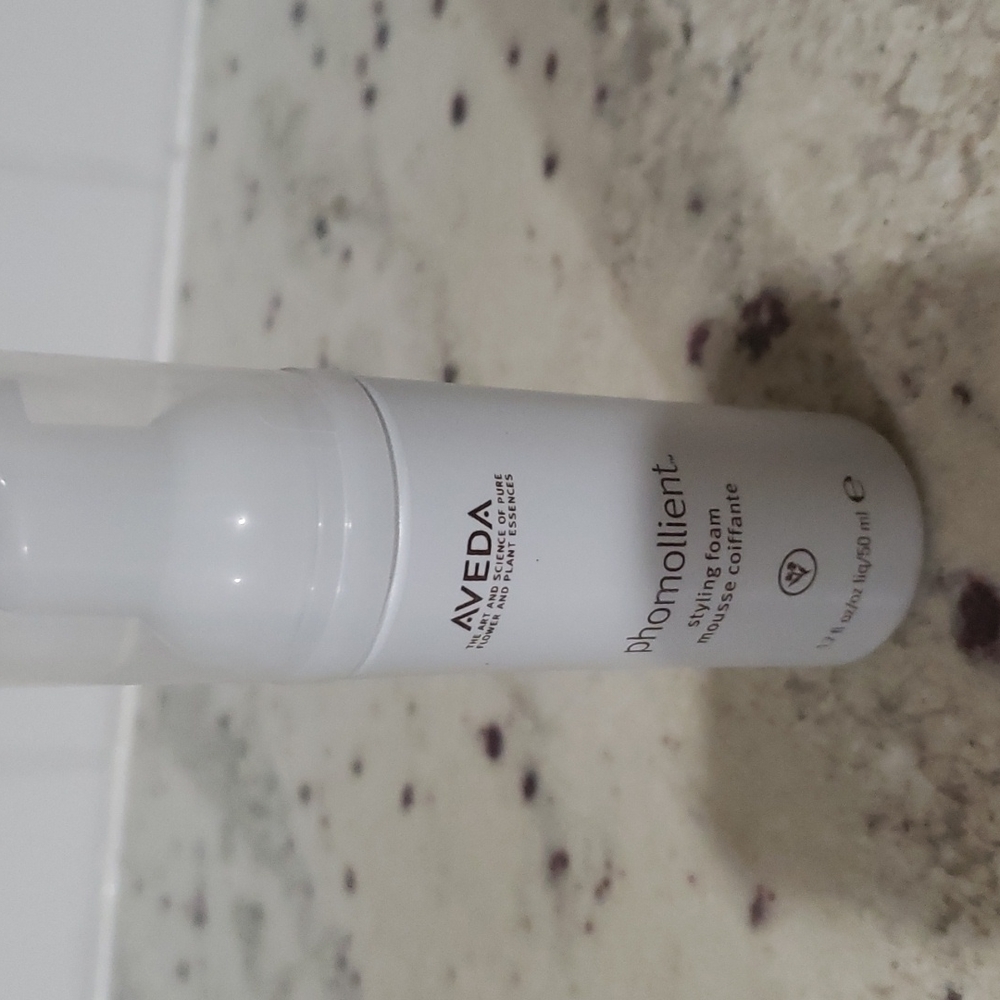 FREE with purchase.. New phomollient styling foam. Travel size.